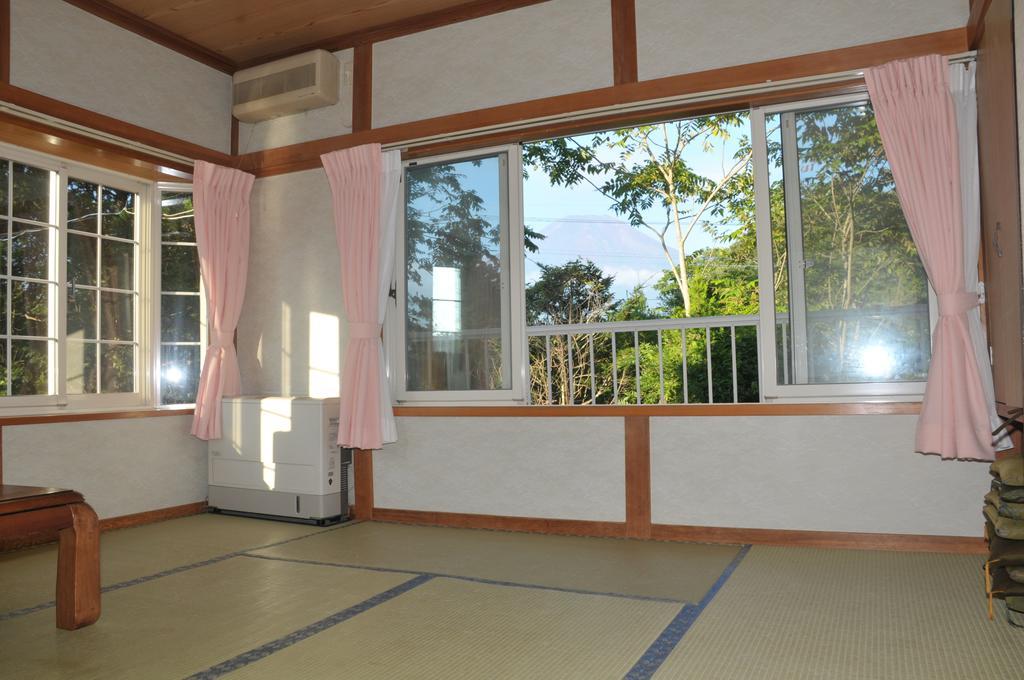 Inn Yamanami Yamanakako Exterior photo